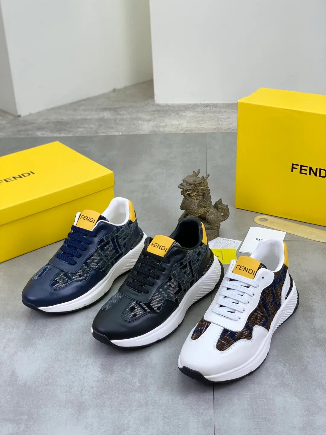 ​Men's shoes 💰P460 💰[New style] little monster 🆘 New FENDI (Fendi) new style 🕶️🕶️Simple routing effect, showing an elegant and cool driving shoe 🎬Using imported calfskin + first-layer pigskin lining🐂Excellent material🎬Detailed workmanship 🤗Comfortable foot feel➰➰. ​Pair it with any outfit to show your taste and temperament, low-key luxury ♻️Design ​simple and elegant ​noble and fashionable 🍃​Very loved and favored by trendy men 💓❤️size: 38-44 2️⃣colors available